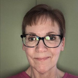 Meet your Posher, Lynne